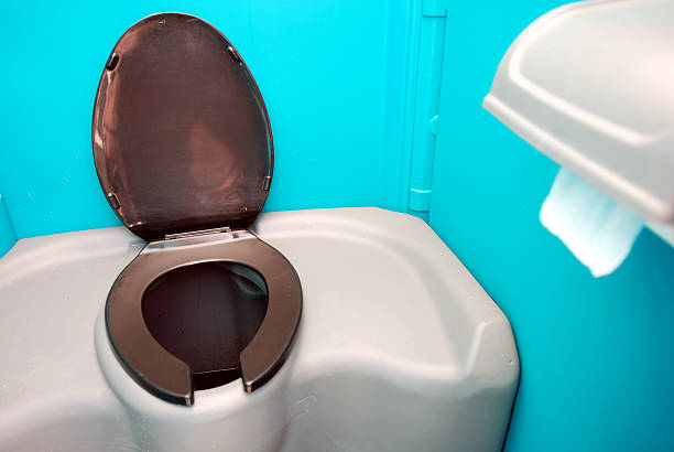 Best Portable restroom trailer rental  in Mishicot, WI
