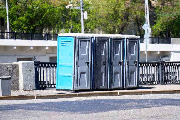 Best Portable toilet rental cost  in Mishicot, WI