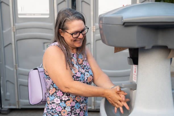 Best Construction site porta potty rental  in Mishicot, WI
